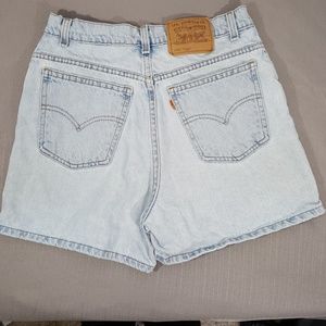 Levis Vintage Orange Tab 920 Shorts Size 28